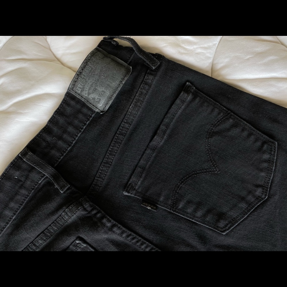 Levi’s skinny jeans